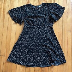 Petite robe à pois twik